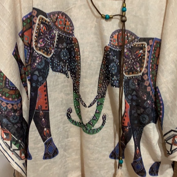 Beautiful Shaw - Picture 2 of 2